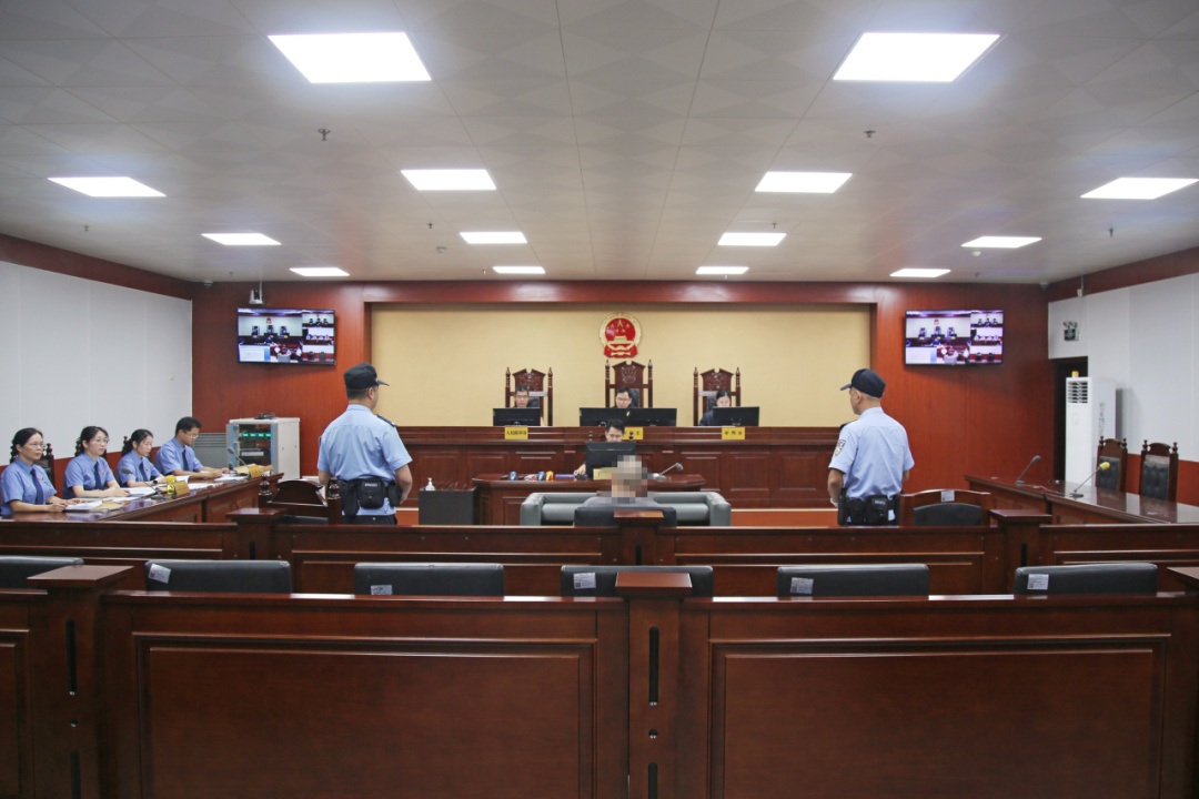 广东男子使用热成像设备持枪猎杀5只鸟,被判赔偿3.75万元,并公开道歉 广东男子使用热成像设备持枪猎杀5只鸟,被判赔偿3.75万元,并公开道歉