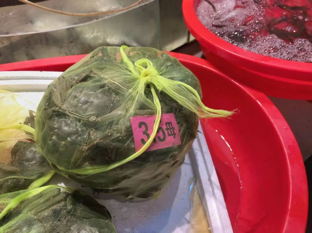 低至10元一只，价格降了，南京正大量上市，想吃的可以再等等