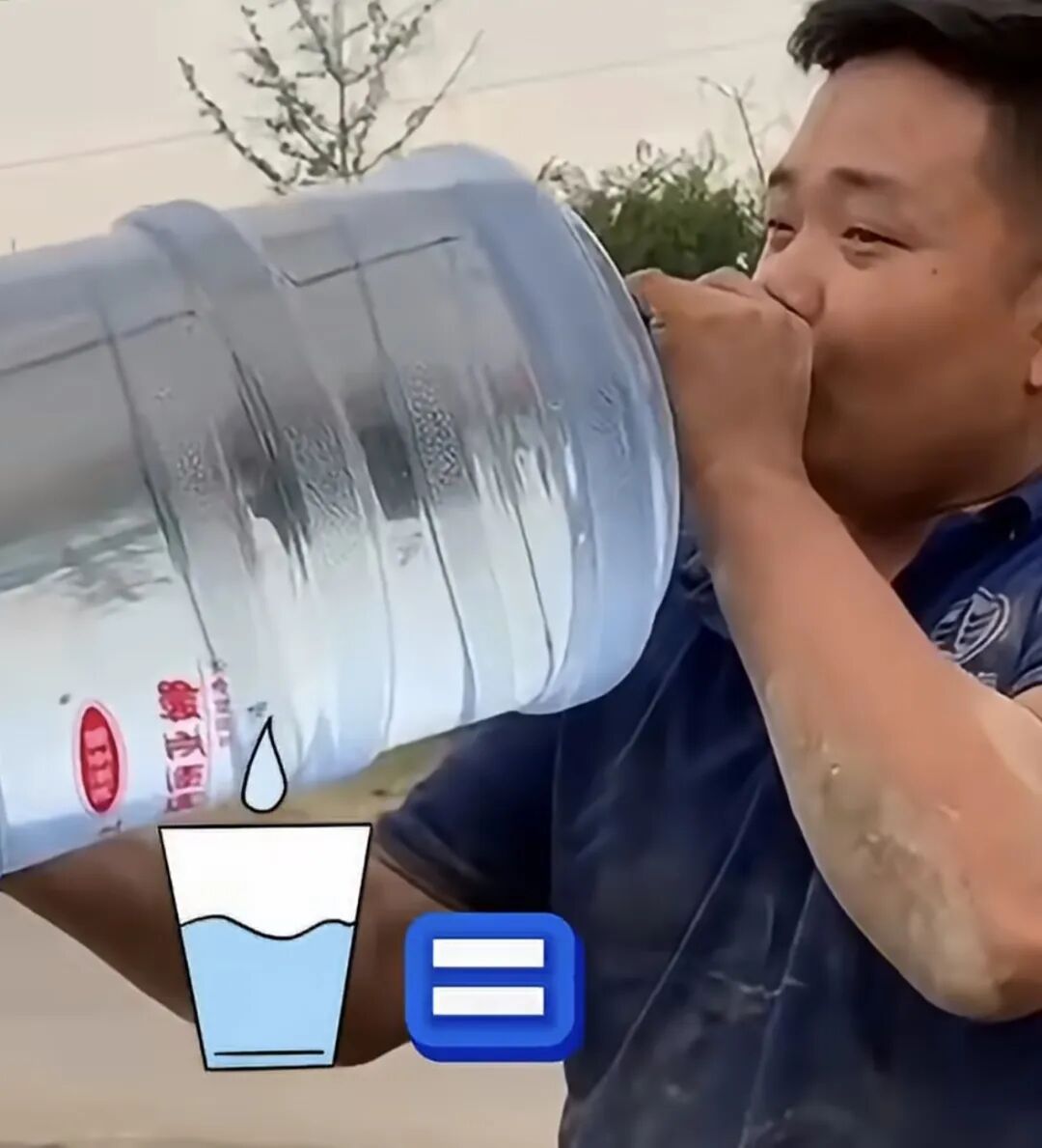 不是，怎么突然全网都在喝大水啊？！