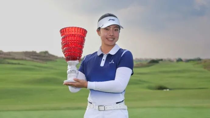 冲上热搜!刘国梁女儿夺冠没奖金!原因披露! 冲上热搜!刘国梁女儿夺冠没奖金!原因披露!