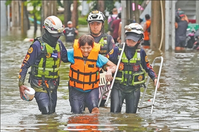 泰国应对强降雨和洪涝灾害