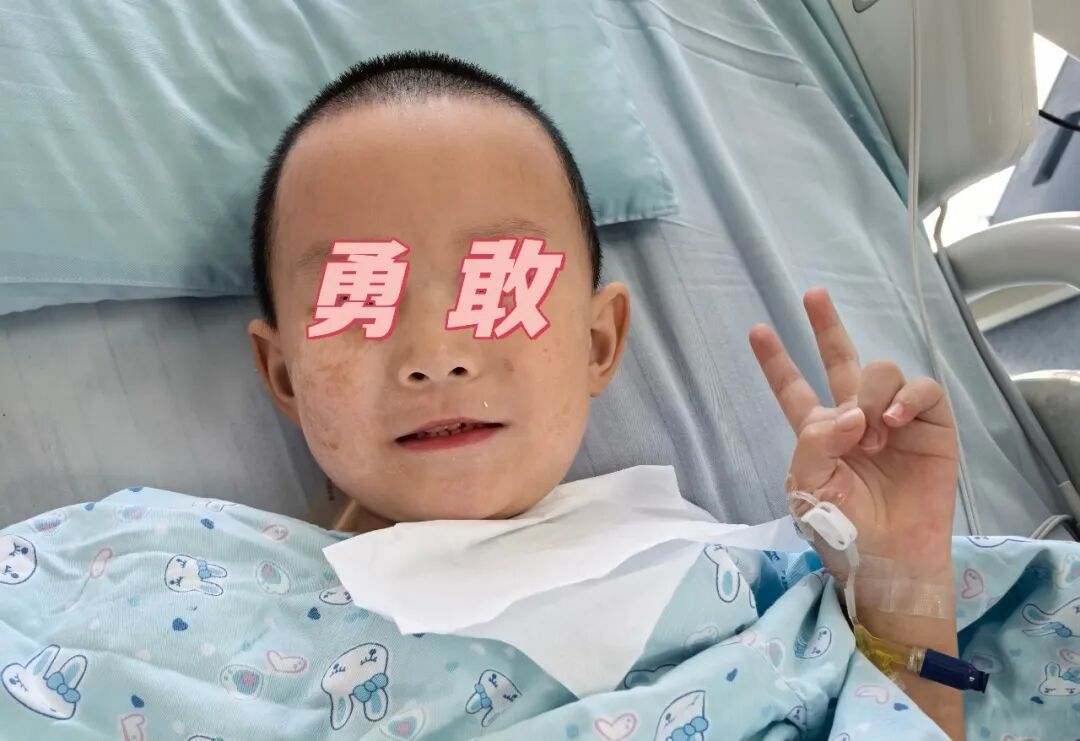 贵阳5岁男孩12楼坠落,奇迹生还!医生:他很坚强 贵阳5岁男孩12楼坠落,奇迹生还!医生:他很坚强