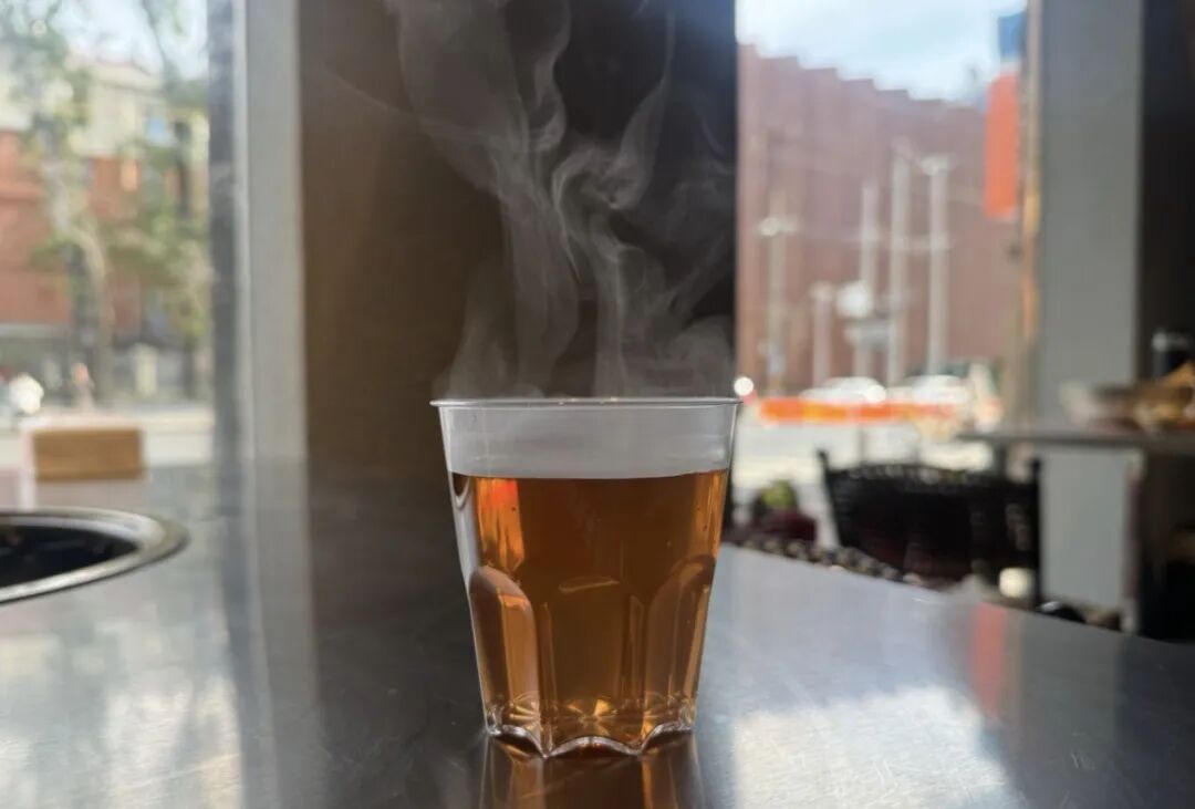 “多喝热水”这句话，可能伤了很多人的胃！医生：我们的胃，其实喜欢这个温度