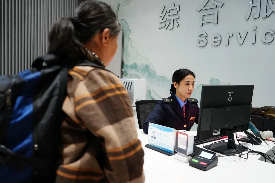 新站房投用,将接入新建高铁 新站房投用,将接入新建高铁