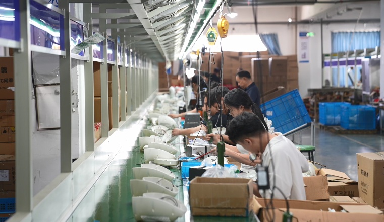 前三季度外贸增速近五年同期最快,哪些新动能撑起我国外贸“加速度”? 前三季度外贸增速近五年同期最快,哪些新动能撑起我国外贸“加速度”?