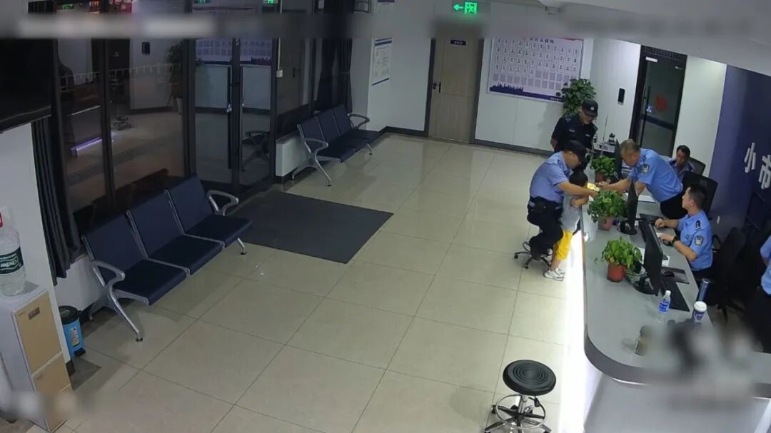 “我爸爸叫老公”“我妈妈的电话是114”