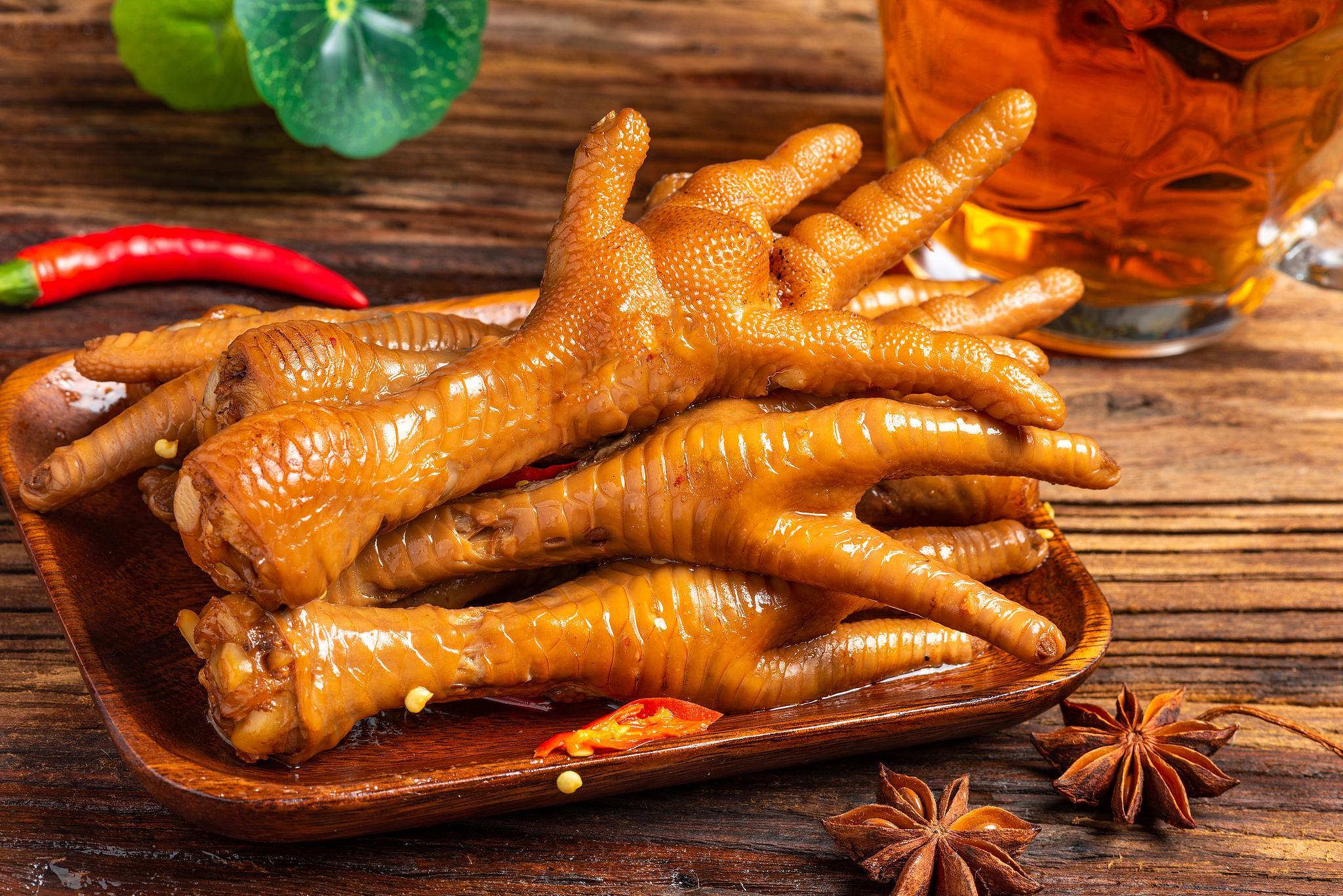 6种看起来干巴巴的食物 实则是隐藏“脂肪大户” 6种看起来干巴巴的食物 实则是隐藏“脂肪大户”