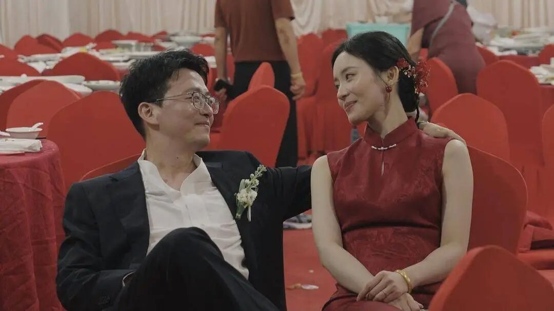 “我爱你”具像化了!这一幕,全网刷屏!网友:看懂了什么叫一眼万年…… “我爱你”具像化了!这一幕,全网刷屏!网友:看懂了什么叫一眼万年……