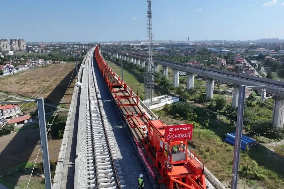 时速350公里,又一条跨海高铁开始铺轨 时速350公里,又一条跨海高铁开始铺轨
