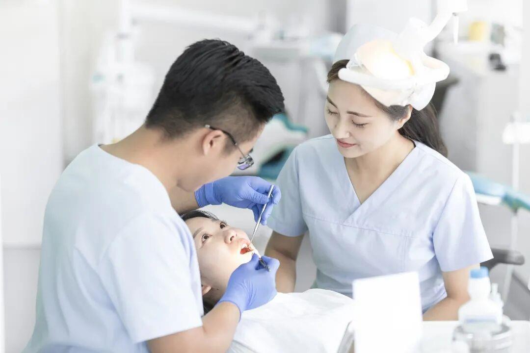 一种容易让牙齿掉光的病 这些食物可能是“隐形杀手” 一种容易让牙齿掉光的病 这些食物可能是“隐形杀手”