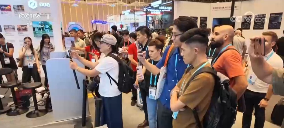 广交会“朋友圈”持续扩容 “新”“绿”“智”成为展会新亮点新趋势 广交会“朋友圈”持续扩容 “新”“绿”“智”成为展会新亮点新趋势