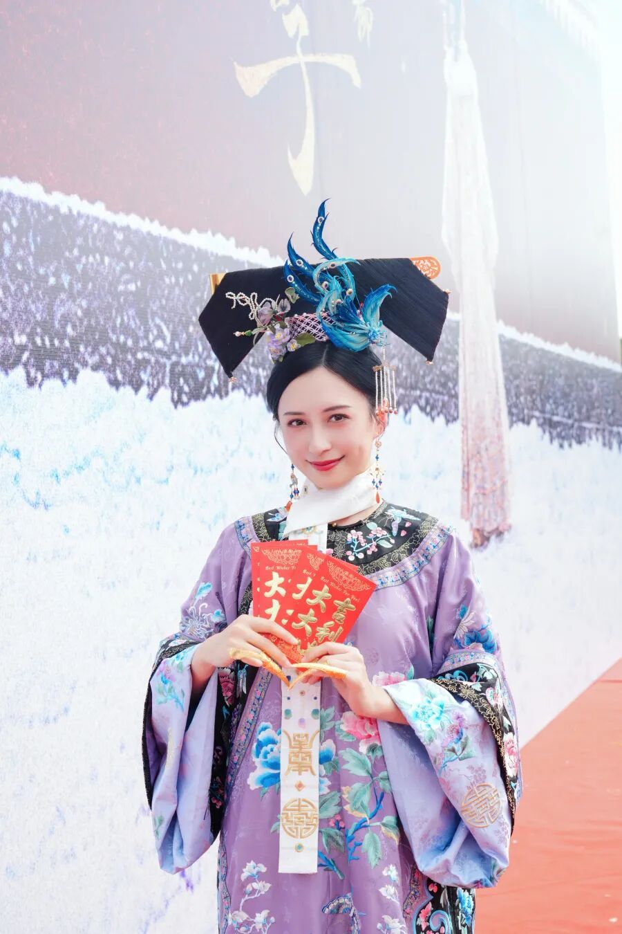 《金枝欲孽》短剧开拍,陈豪时隔22年再演“孔武”:感觉好熟悉,拍竖屏剧的节奏和演绎方式很新鲜,是新挑战 《金枝欲孽》短剧开拍,陈豪时隔22年再演“孔武”:感觉好熟悉,拍竖屏剧的节奏和演绎方式很新鲜,是新挑战
