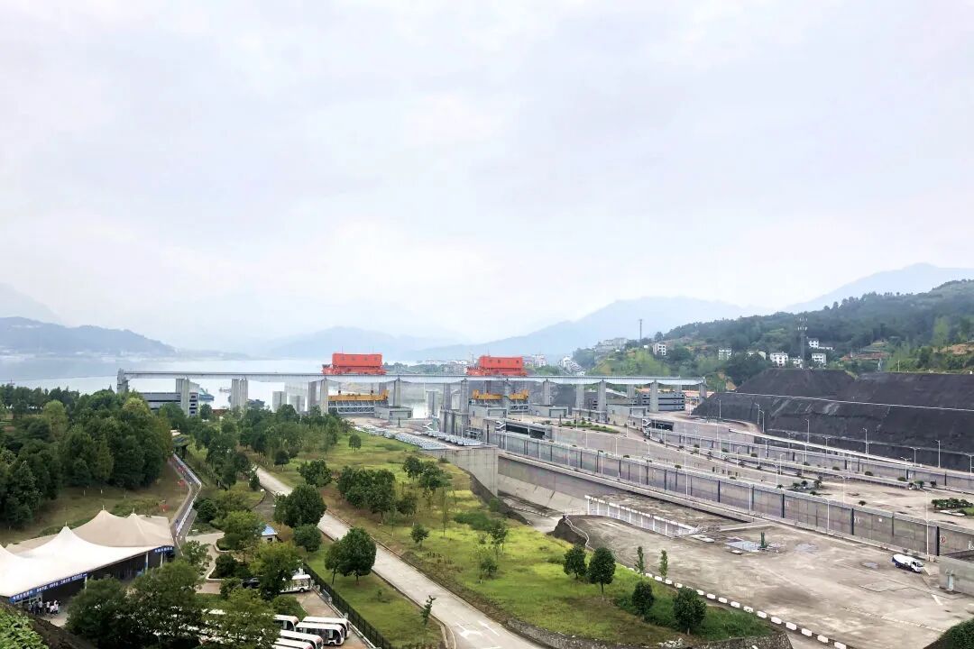 两座省会城市实现当日往返