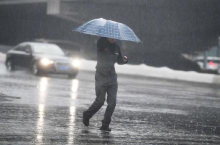 视点|北京入秋最强降雨登场 视点|北京入秋最强降雨登场