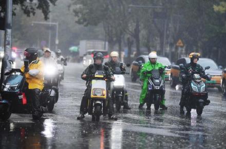 视点|北京入秋最强降雨登场 视点|北京入秋最强降雨登场