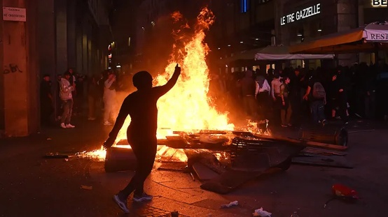 外媒:意大利抗议活动中出现暴力行为,梅洛尼怒了 外媒:意大利抗议活动中出现暴力行为,梅洛尼怒了
