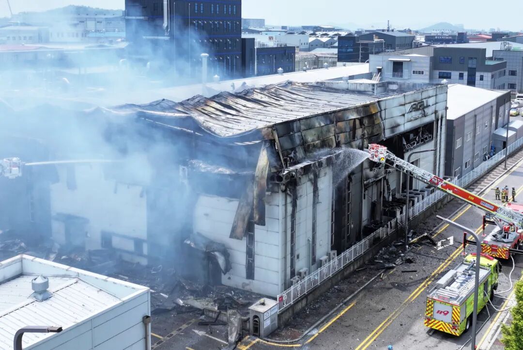 致23人死亡包括17名中国人,韩国华城电池厂火灾涉事企业代表终审获刑4年 致23人死亡包括17名中国人,韩国华城电池厂火灾涉事企业代表终审获刑4年