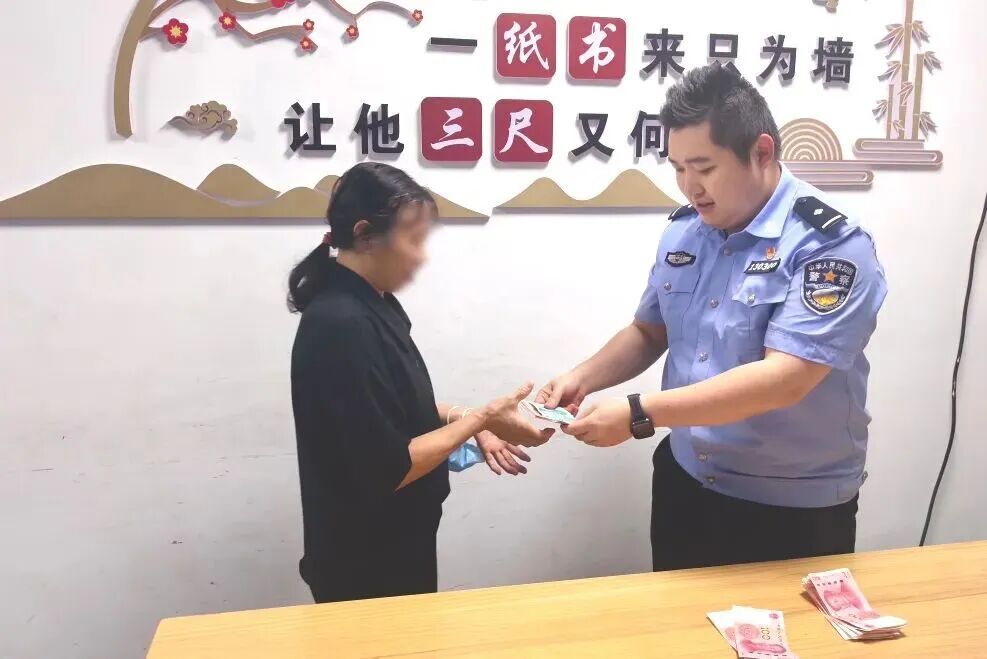 事发医院门口！福州多名老人被骗！警方提醒