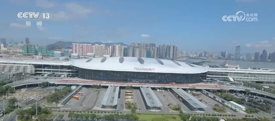 一桥、两代人、三地相融 港珠澳大桥带旺湾区“烟火气” 一桥、两代人、三地相融 港珠澳大桥带旺湾区“烟火气”