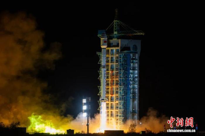 一箭六星 长四乙火箭成功发射