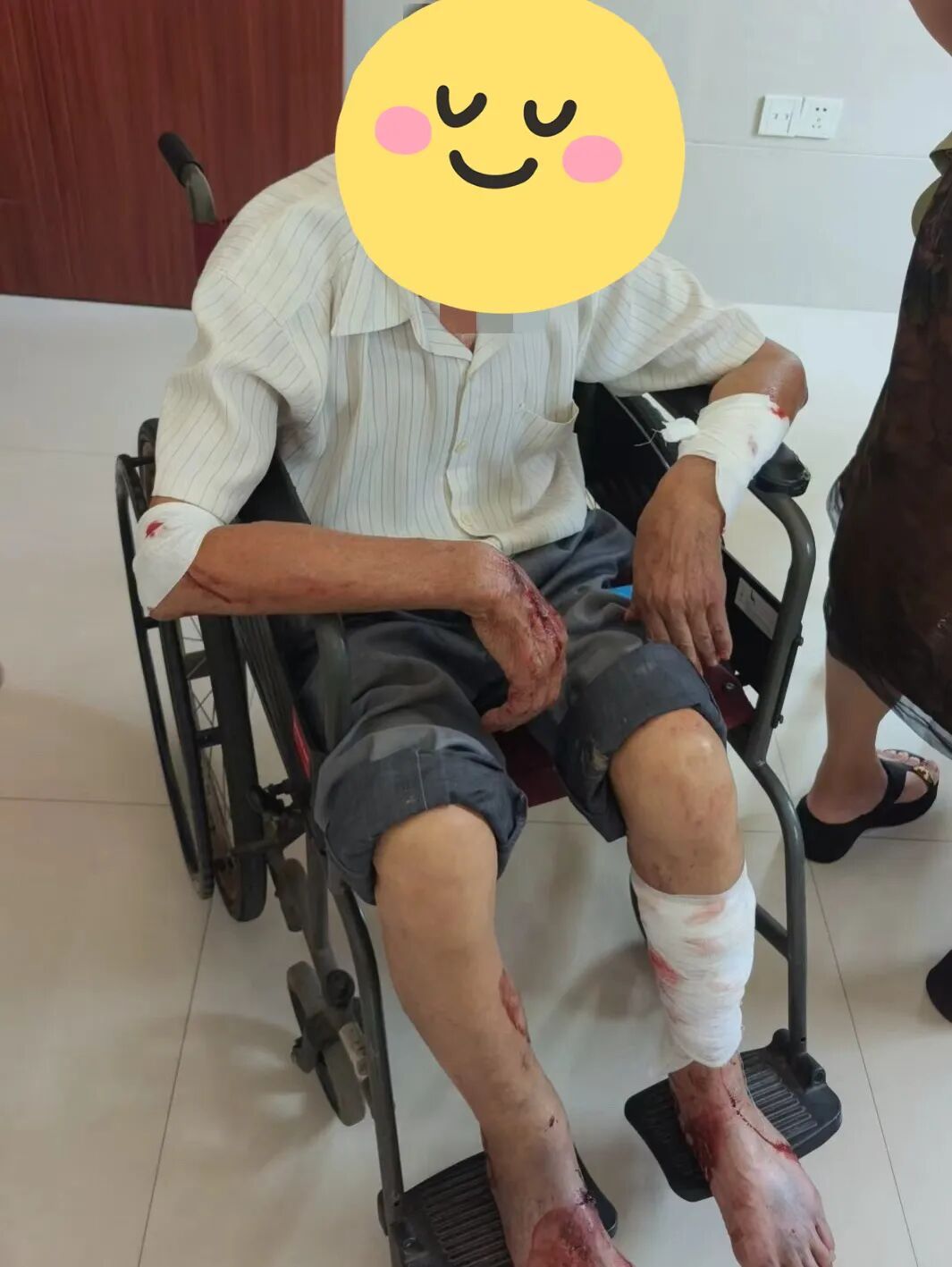 见义勇为奖金,当场捐赠 见义勇为奖金,当场捐赠