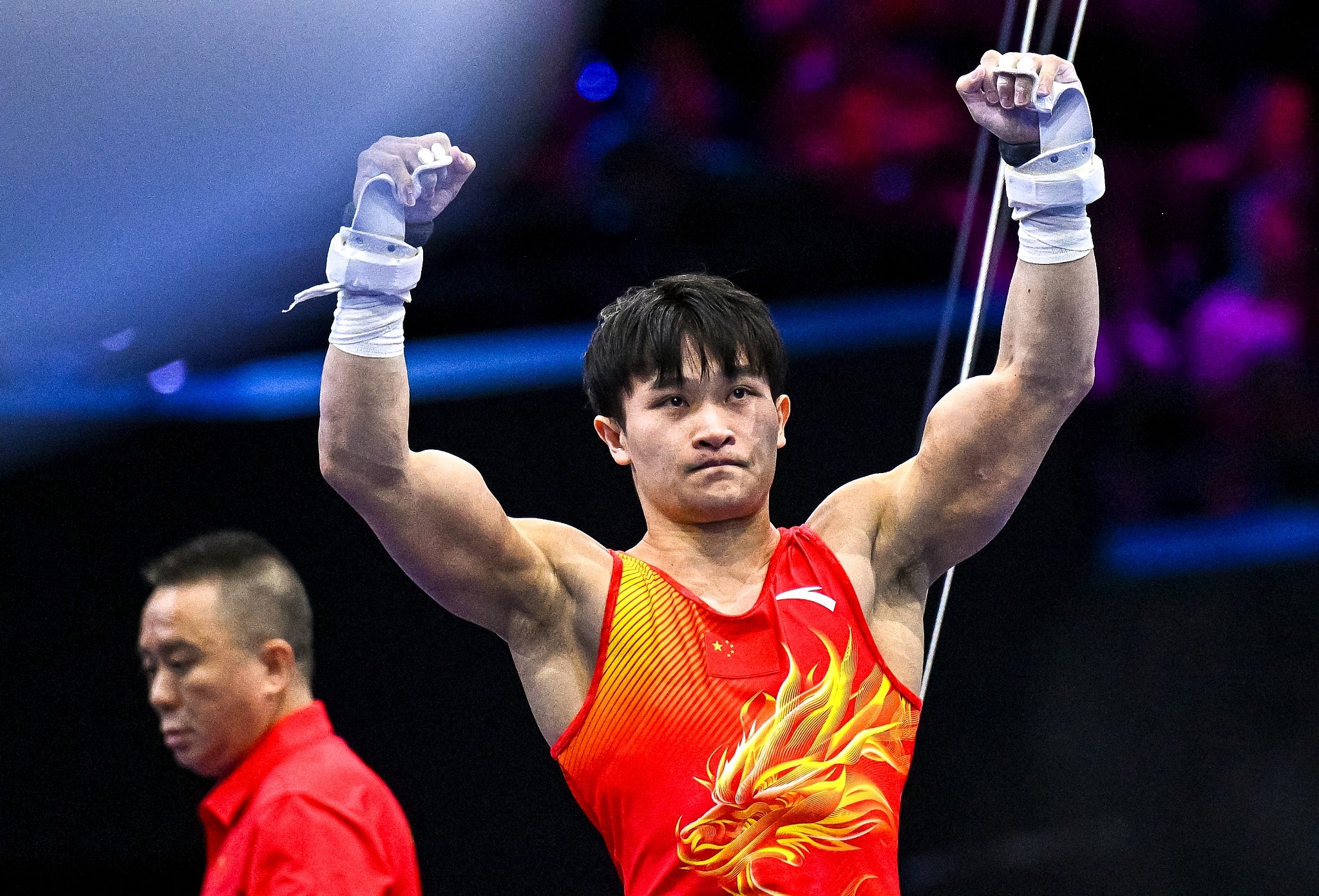 时隔五年再夺冠！兰星宇体操世锦赛男子吊环摘金