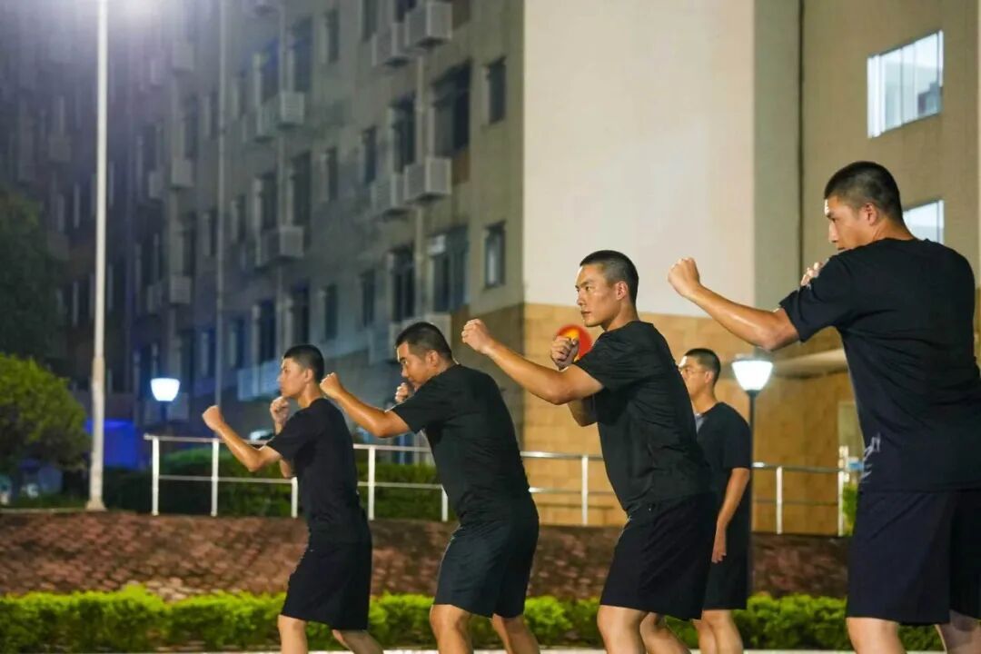 这对双胞胎兄弟,一同入警! 这对双胞胎兄弟,一同入警!
