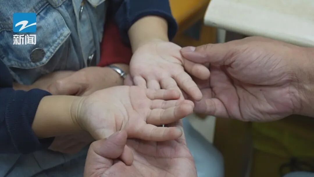 近期大量上市，孩子吃太多容易皮肤发黄！医生建议：学龄前一天2-3个就够了