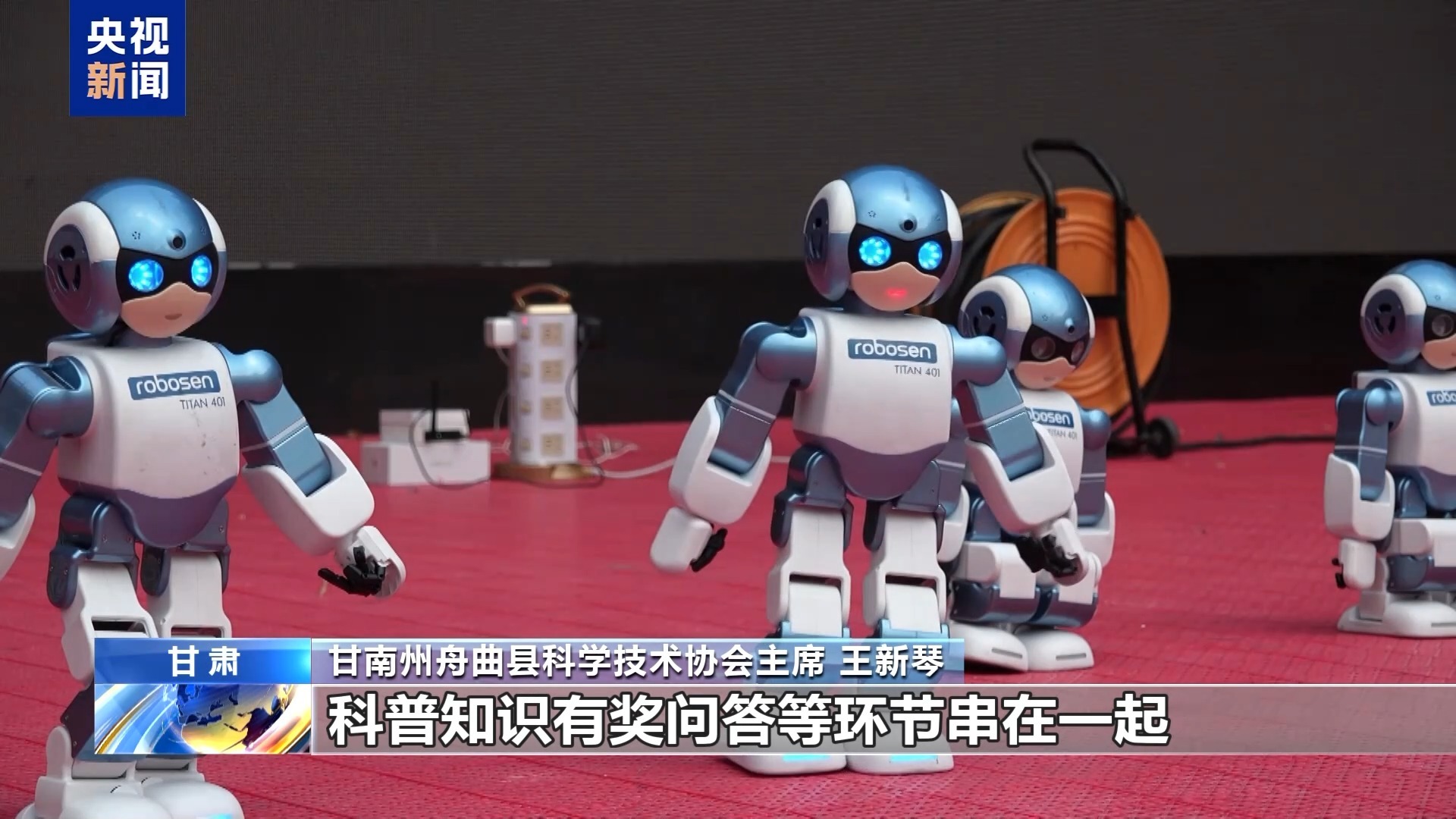 2026总票房超315亿元 影院不断创新多元化服务 2026总票房超315亿元 影院不断创新多元化服务