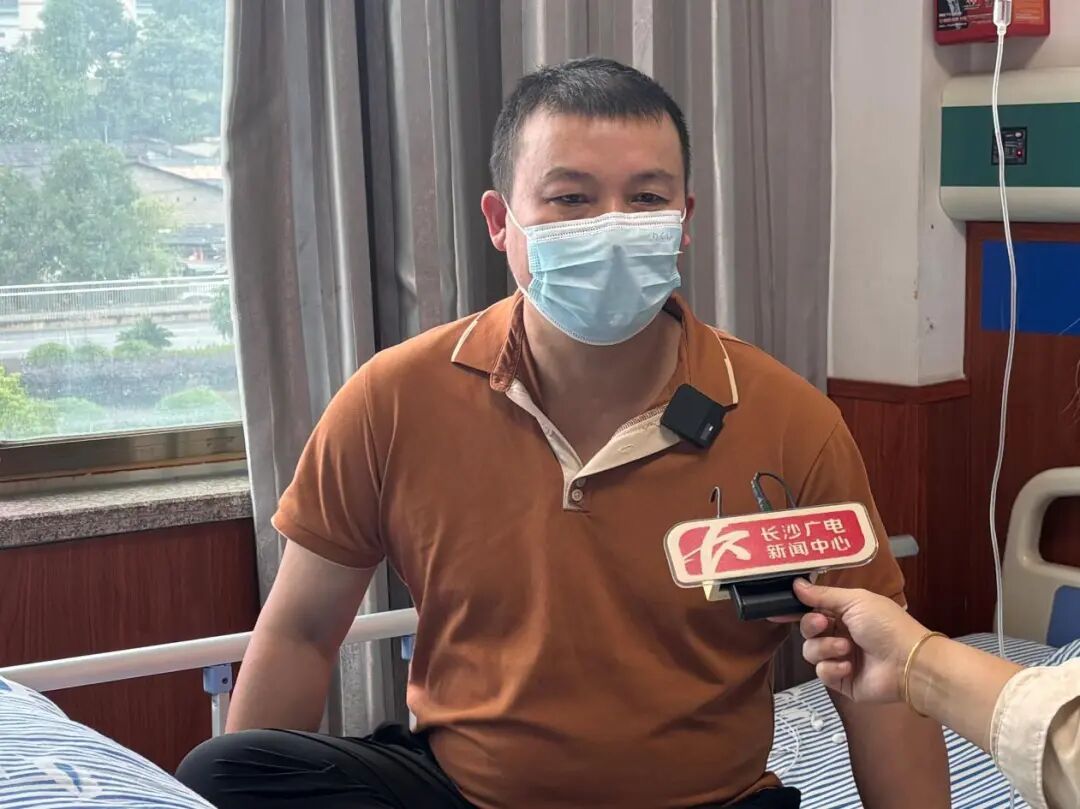 叉车司机久坐憋尿成常态，结果尿路被1.2厘米结石“堵住”