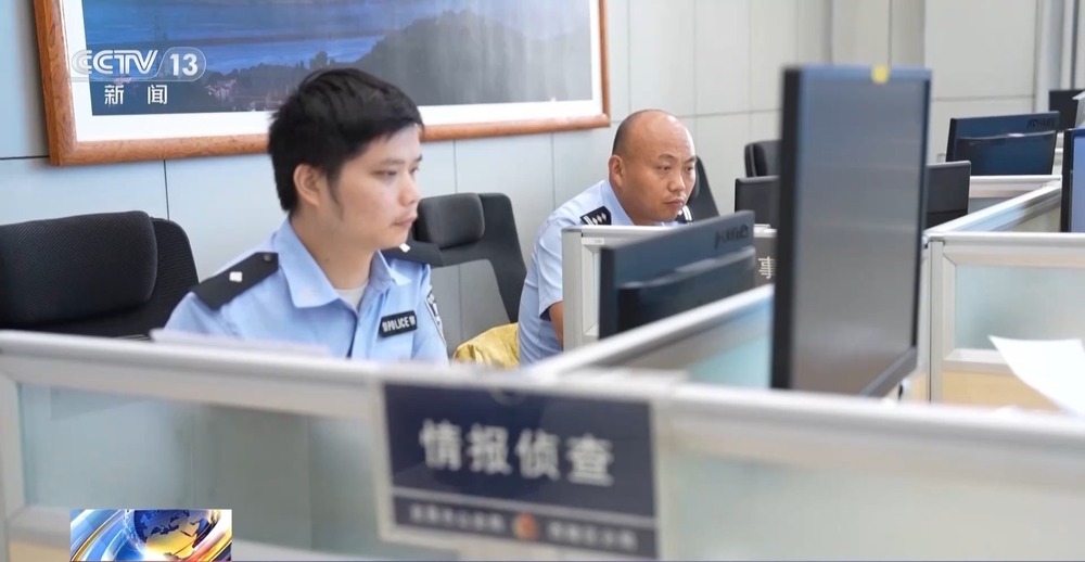 吸一口就“上头” 代价很惨重 警惕“上头电子烟”