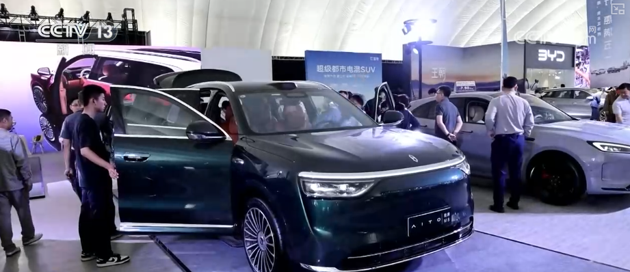 “首次”“新高”“纪录”……借助关键词解锁前10个月汽车行业“成绩单”新亮点