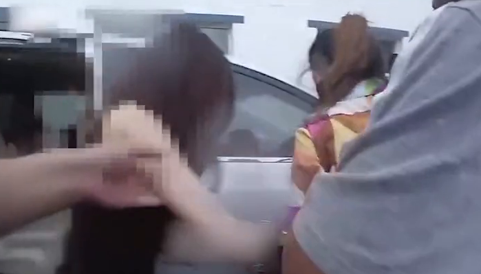 百万粉丝带货主播公然售假！直播现场被抓，50名涉案人员已被抓获