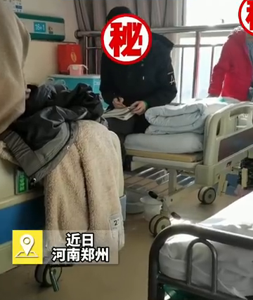 男生在医院边照顾住院母亲边学习备战考研：既励志又孝顺！