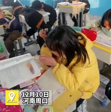 小学生写曾祖母去世作文，全班听后痛哭，老师：大多都是留守儿童