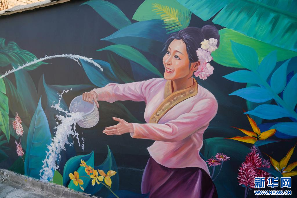 云南这个村有“看头”!斑斓色彩绘出乡村靓景 云南这个村有“看头”!斑斓色彩绘出乡村靓景