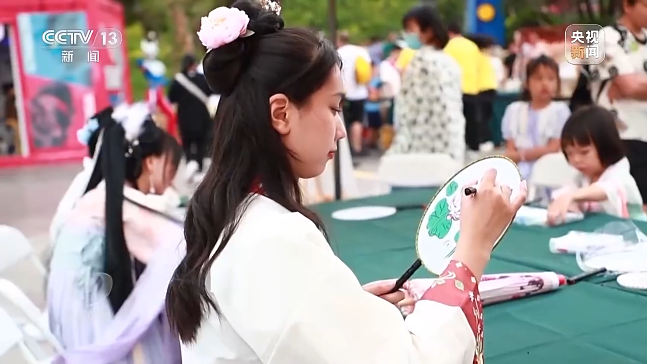 “半年报”:中国经济回升向好