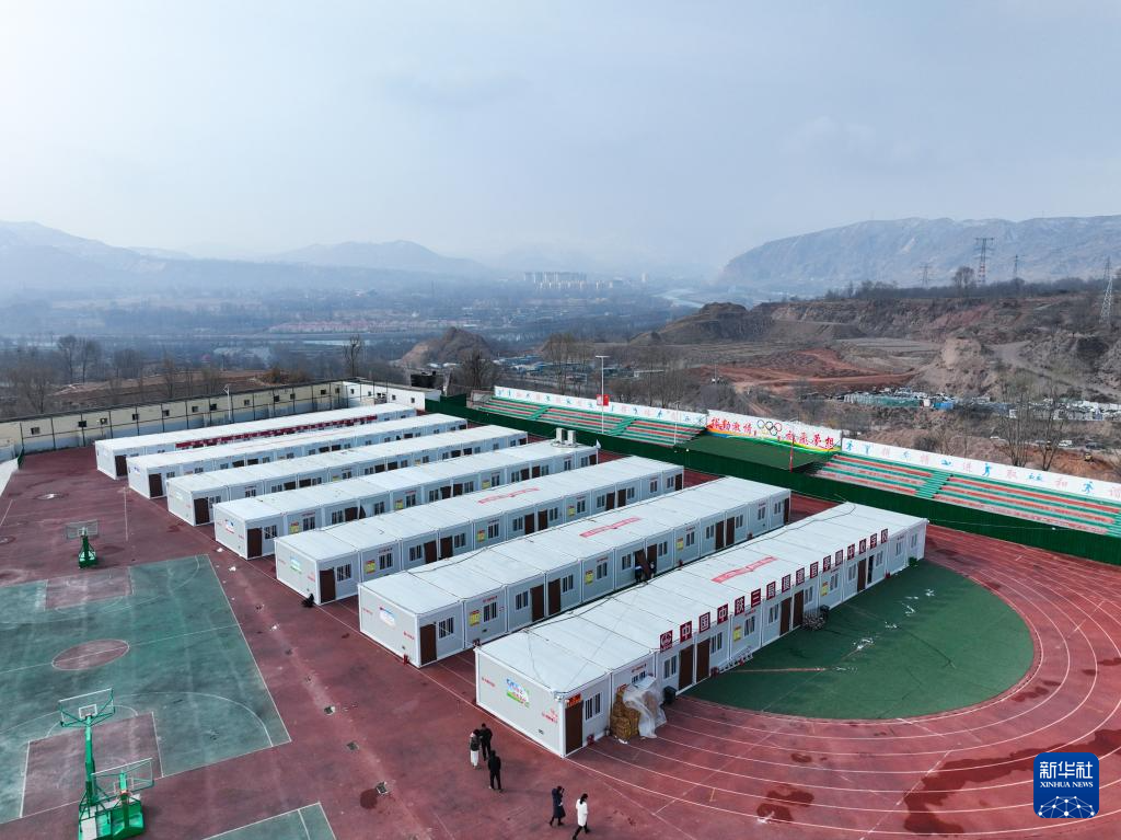 积石山6.2级地震青海震区中小学校全面开学