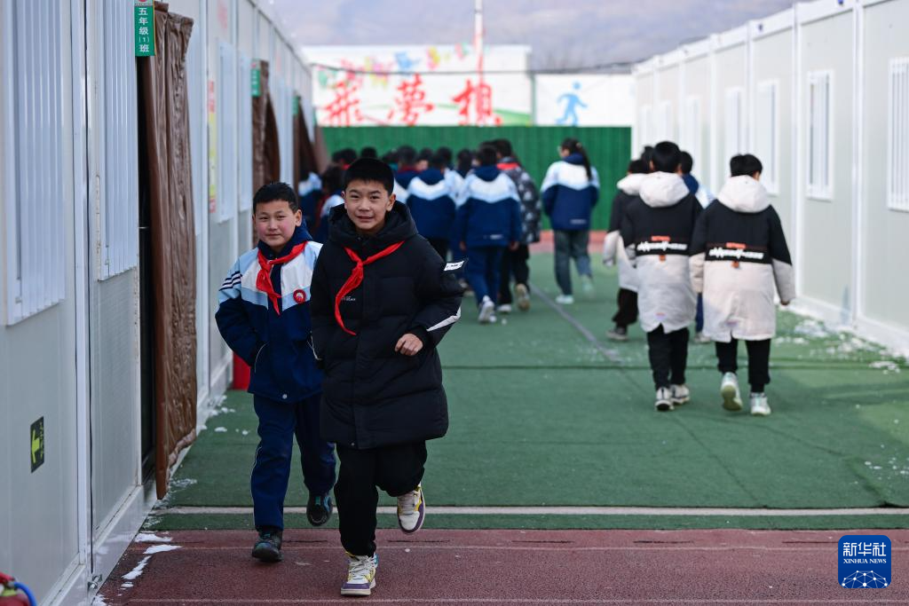 积石山6.2级地震青海震区中小学校全面开学