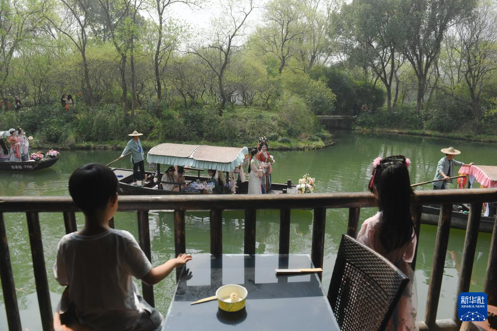 浙江杭州：西溪湿地花朝节开启 再现传统水乡习俗