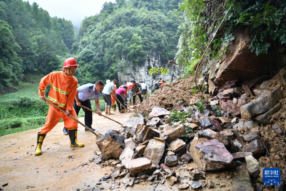 贵州：多举措应对强降雨天气