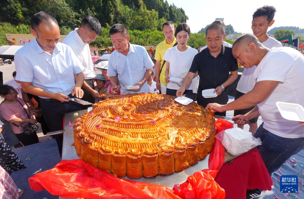 多彩活动过假期