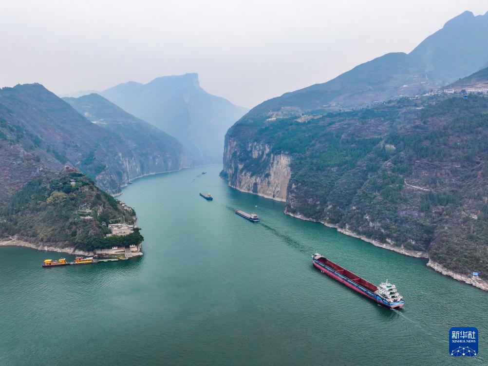 长江三峡第一峡风光旖旎