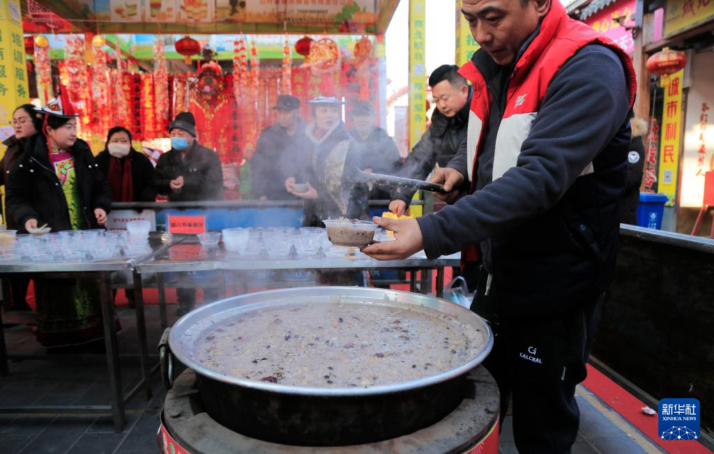 多彩活动迎腊八