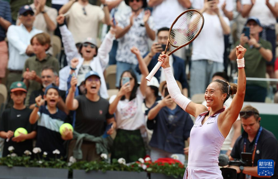 郑钦文首进法网女单八强 郑钦文首进法网女单八强