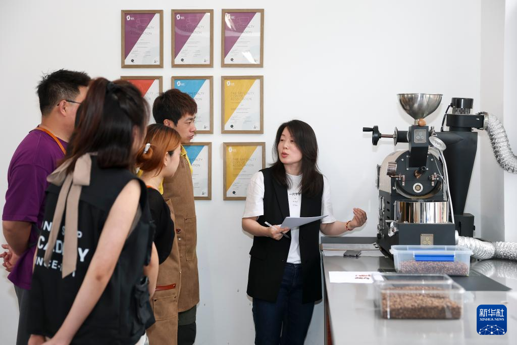 上海：一杯咖啡里的“文商旅”融合新实践