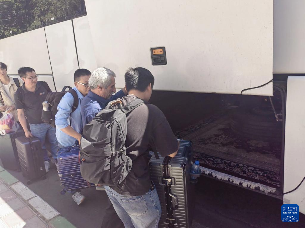 中国驻伊朗大使馆：绝大部分在伊中国公民平安撤出