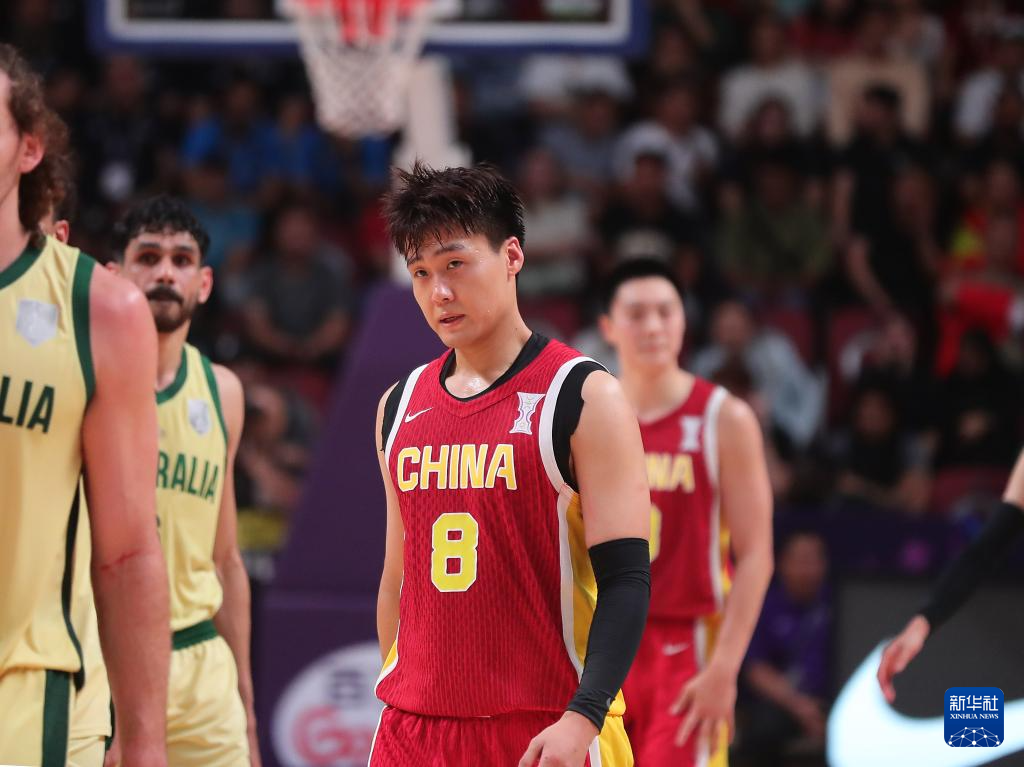 篮球——中国男篮获亚洲杯亚军