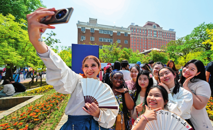 瞭望·治国理政纪事｜为全球治理贡献“上合方案”