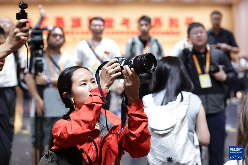 近200名境内外记者赴中国人民抗日战争纪念馆等地参观采访